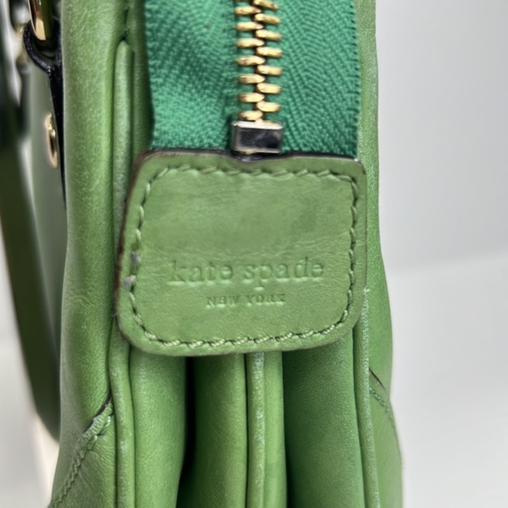 KATE SPADE Women’s Small Wynn Sutton Green Handbag Tote purse - Picture 4 of 16